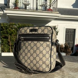 Gucci Front Zip Messenger GG Coated Canvas Small